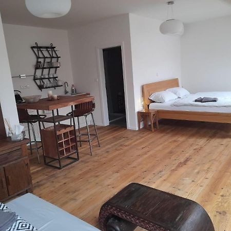 Rv Apartman Мікулов Екстер'єр фото