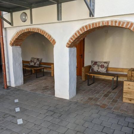 Rv Apartman Мікулов Екстер'єр фото