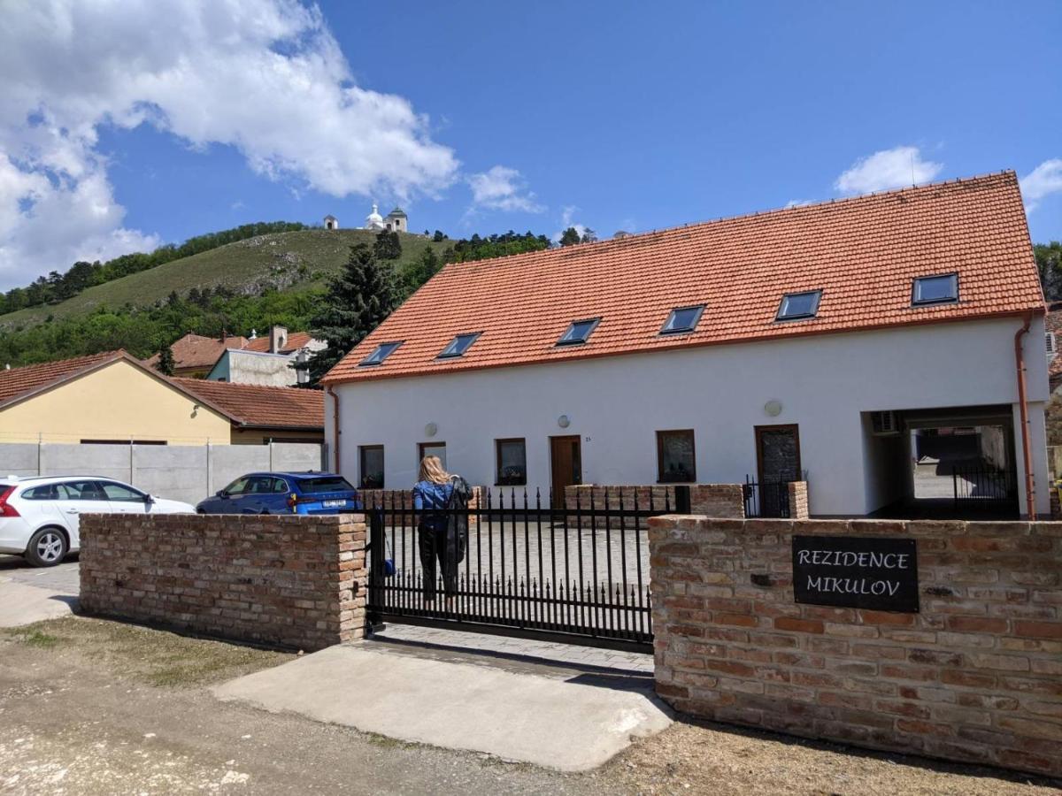 Rv Apartman Мікулов Екстер'єр фото